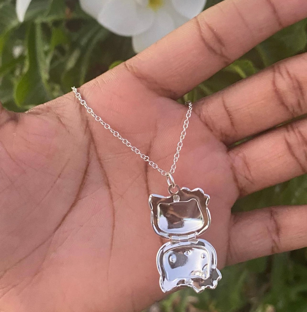 HELLO KITTY Locket Necklace