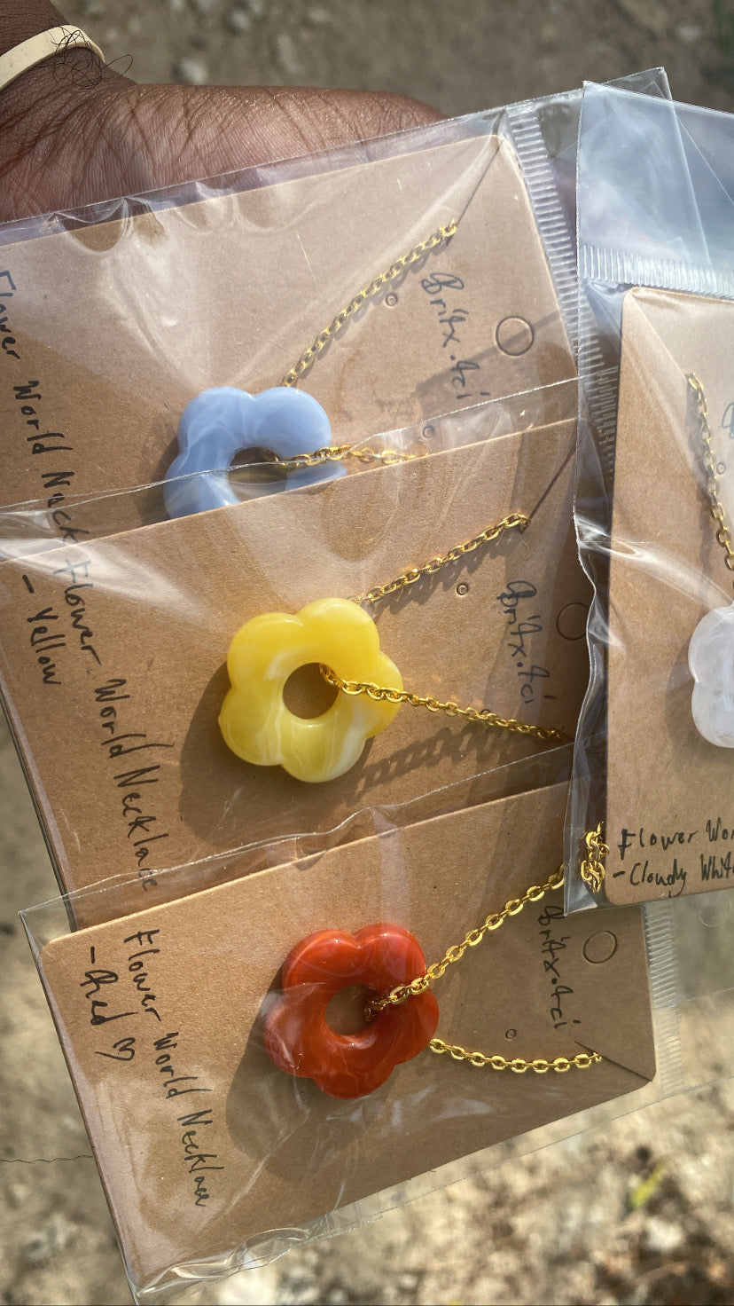 Flower World Necklace